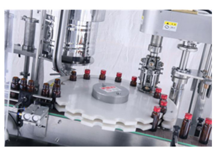 5 20ml Oral Liquid Filling Machine Pharma Industry Use With 4 Filling